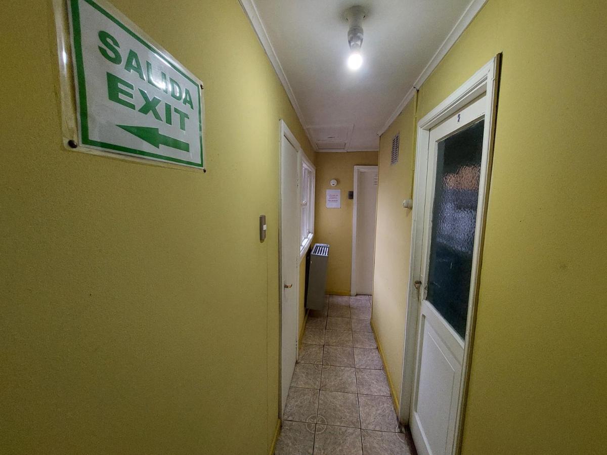 Hospedaje Familiar Punta Arenas Eksteriør billede