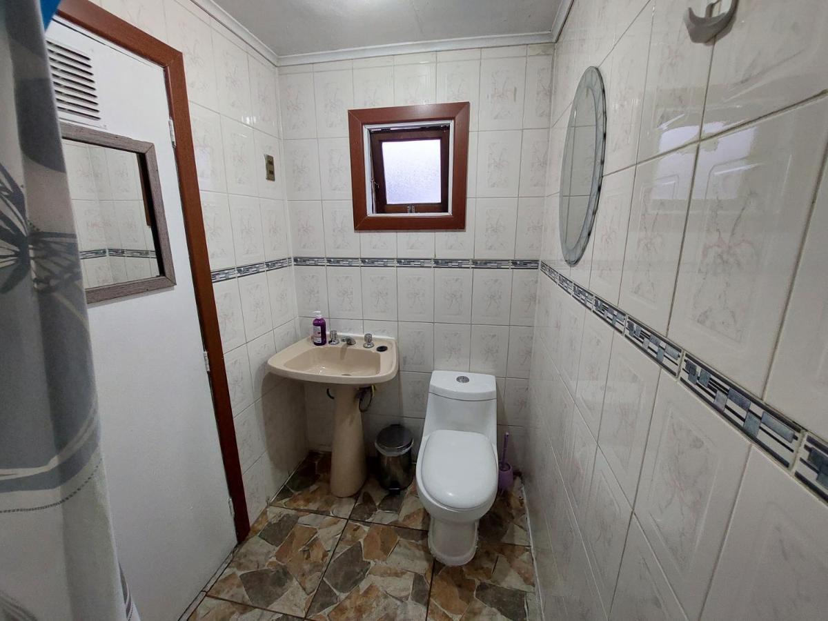 Hospedaje Familiar Punta Arenas Eksteriør billede