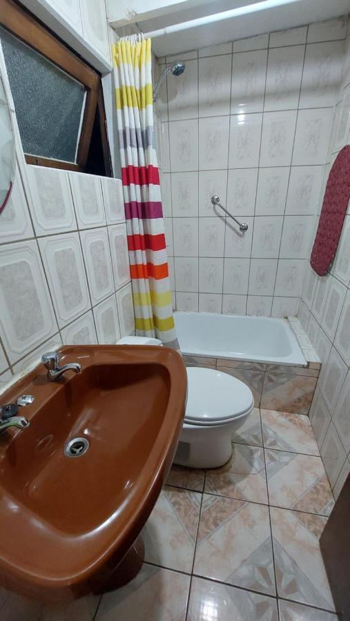 Hospedaje Familiar Punta Arenas Eksteriør billede